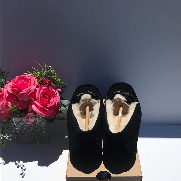 UGG Ansley Charm Gem Slippers - Picture 5 of 11